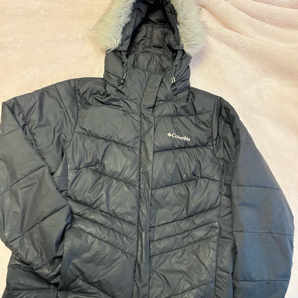 Women’s Med Columbia Puffer coat